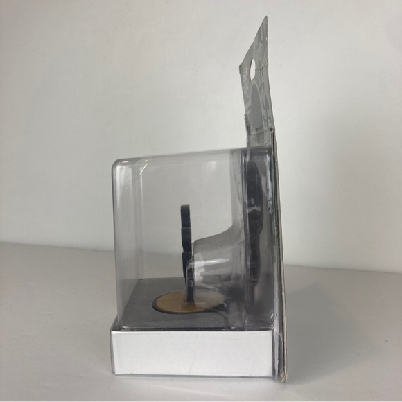 Mr. Game & Watch Super Smash Bros. Series Nintendo Amiibo 4 Poses Figure Used - Picture 4 of 10